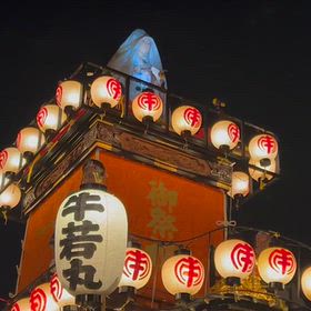 お面動くの⁉の画像