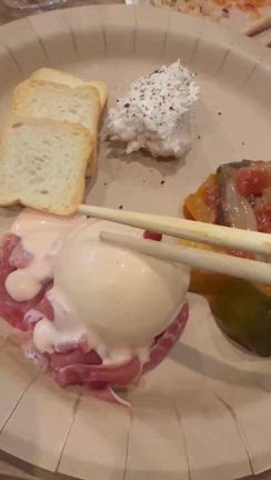 イベントの料理の記事動画