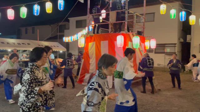 地元葛飾区での盆踊り(^-^)の記事動画