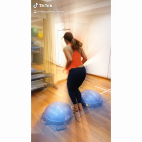 BOSUトレーニング。の画像