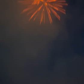 鉄板の上の花火鑑賞(￣∇￣)の画像