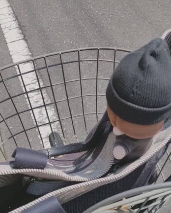 ちび恭平とお散歩&お買い物♡ツレちゃんと恭平のReelsが可愛すぎる♡の記事動画