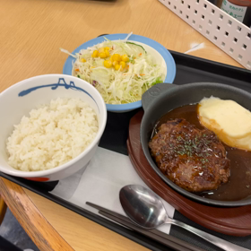 松屋の黒毛和牛のハンバーグ定食の画像
