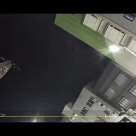 夜空の未確認飛行物体どうやらの画像