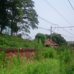 本線特急1700系同士のスレ違いの画像