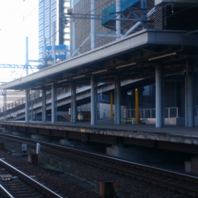 東京メトロ16000系が名古屋を駆け抜けるの画像