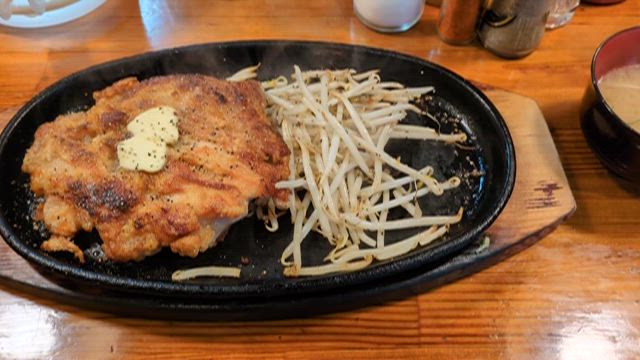 上海ジミーで絶品の料理を！！の記事動画