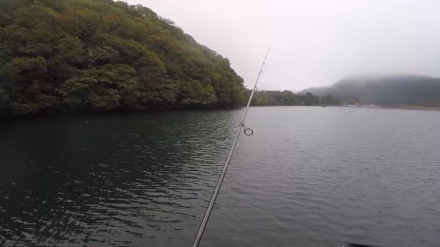 【榛名湖】バス釣り 釣果情報…2025表層中毒者のプチ遠征？♪の記事動画