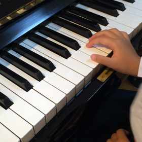 簡単に弾いているように聞こえますが…難しいのです！の画像