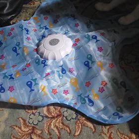 猫たちの好きなおもちゃの画像
