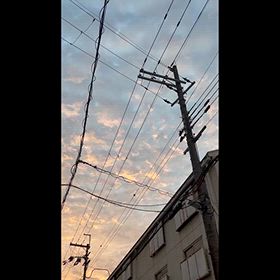 光輝く雲の画像
