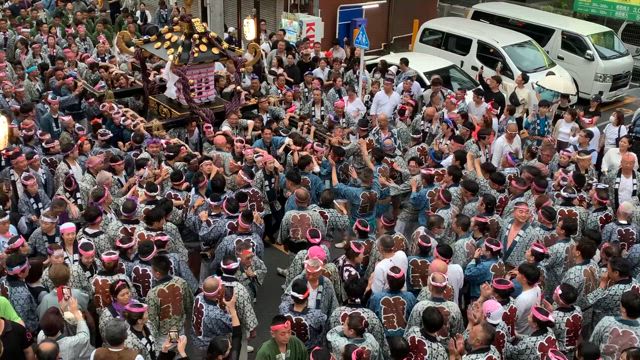令和6年三社祭最終日 浅五町会宮入り♪の記事動画