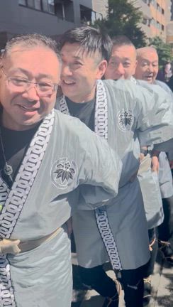 根津神社例大祭の記事動画
