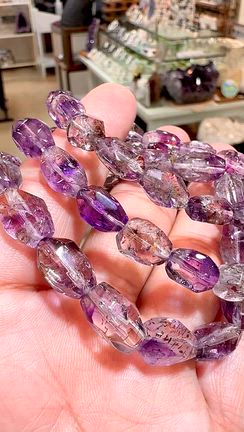 パープルスーパーセブンの記事動画