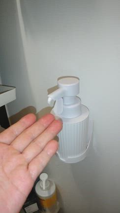【初案件と4年目の薄毛予防】電動で泡石鹸がでるやつが進化していて頭皮に貢献かの記事動画