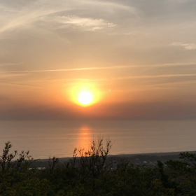 ヘリコプターの音と夕陽(=^ェ^=)☘️の画像