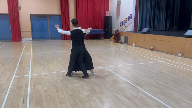 世界トップレベルの、ペットボトルの蓋の開け方。の記事動画