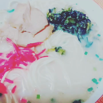 ラーメン✨の記事動画