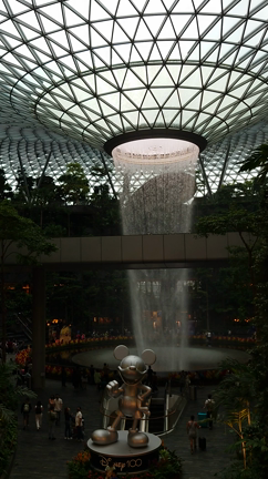 2023シンガポール㉗チャンギ空港とディズニー100周年 | ひめなの旅日記