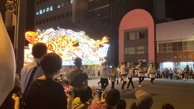星野リゾート 奥入瀬渓流ホテル 青森りんごキッチン 夕食 in 青森の記事動画