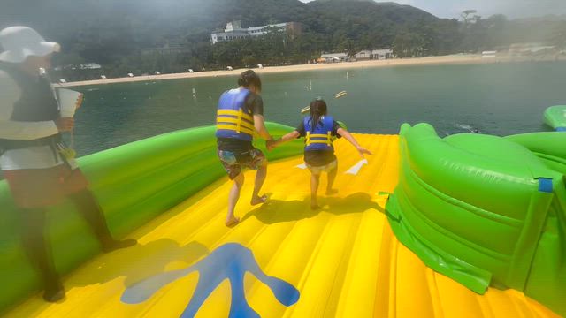 【淡路島】大浜海水浴場で海上アスレティック体験の記事動画