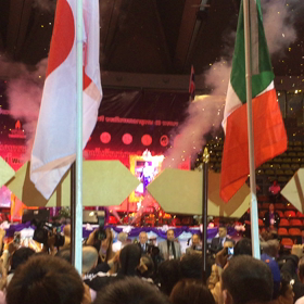 世界大会開会式の画像