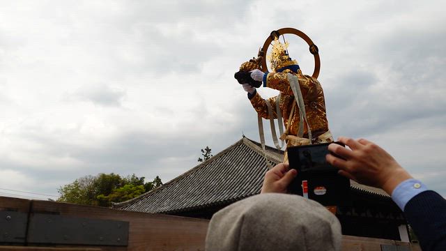 當麻寺練供養式の記事動画
