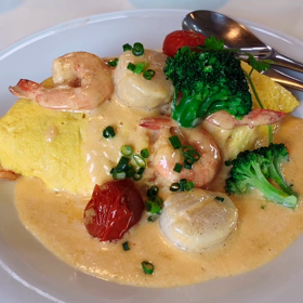 Kitchen ichi-nichiで海老と帆立クリームオムライスセットを食べる♪の画像