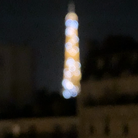 エッフェル塔　深夜0時の輝きの画像