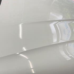 磨き中　日野市の小さな車屋です。車とバイク時々休みの画像
