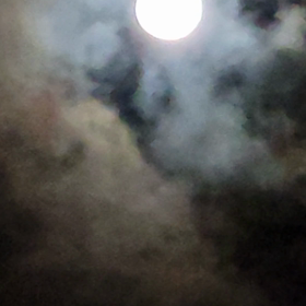 スーパームーン前夜の画像