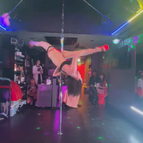 ハロウィンポールイベントの画像