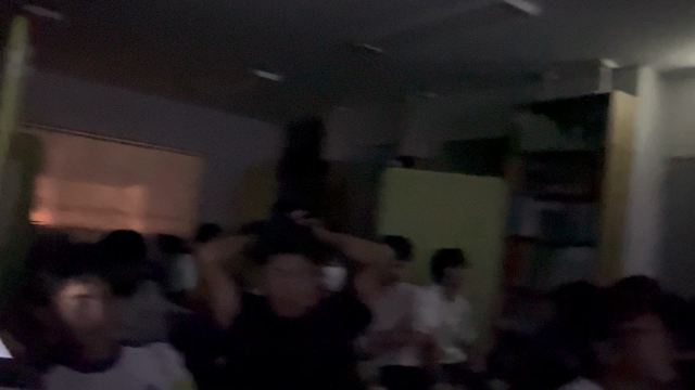 生徒と一緒に映画を見ました！の記事動画