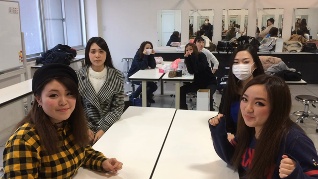エアブラシ ✖︎女子大生 動画 ❤︎Welina KOBEの記事動画