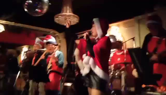 聖夜のライブは大盛況!ありがとうございました!の記事動画