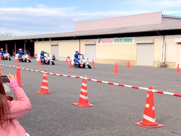 「岐阜県警白バイ大会」を視察してきました！の記事動画