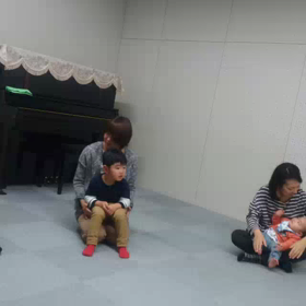 いちなごみにて英語リトミックの画像