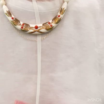 アキオ モリ：手作り蒔絵アクセサリーさんのプロフィールページ