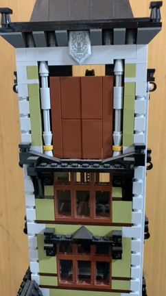 LEGO 10273 お化け屋敷の記事動画