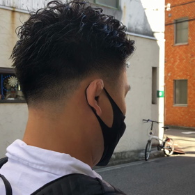 一文字で「あるきかたがただしくない」と読める漢字があるの画像