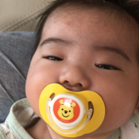 3歳9ヶ月＆0歳3ヶ月27日 終業式とおしゃぶりマスターの画像