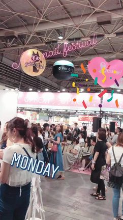 年に一度のネイルフェス！今年もたくさん入荷しました♥︎︎∗︎*ﾟの記事動画