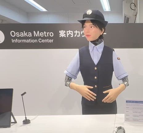 ヒューマノイドが、ガイド？の記事動画