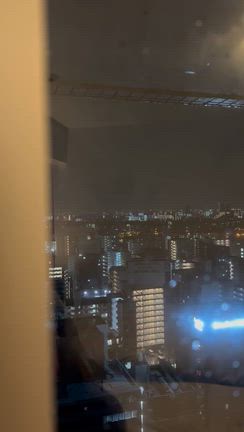 大阪で迎える朝の記事動画