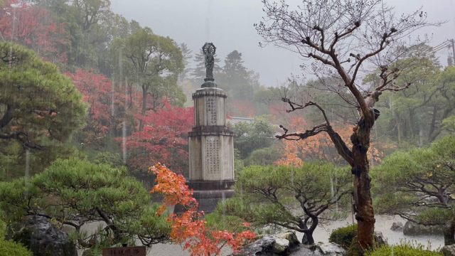 紅葉の京都♪初日（八坂神社～高台寺～知恩院）の記事動画