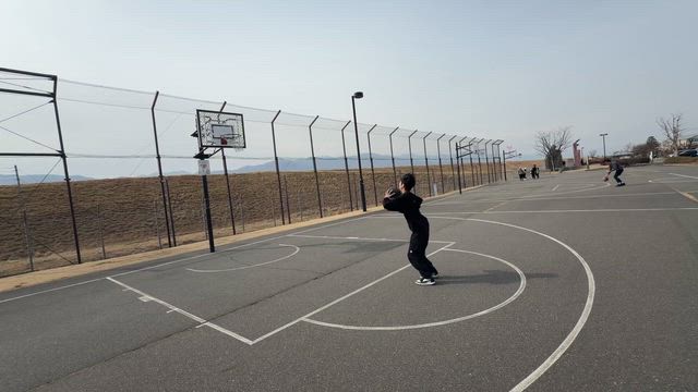 春休み次男とシュート練⛹️♂️の記事動画