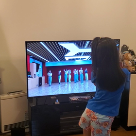 9才TWICE踊る　笑の画像