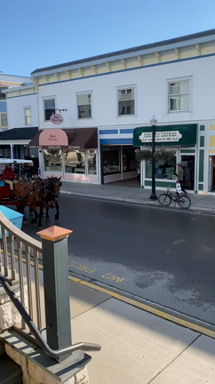 マキナック島（Mackinac Island)までの移動＆島内での移動についての記事動画