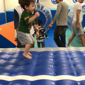 はしゃぎすぎる息子の画像