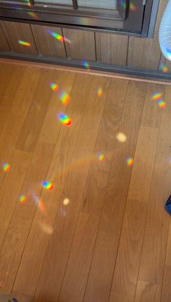 サンキャッチャーに癒されてますの記事動画